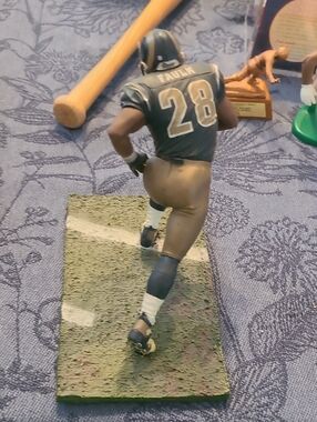 Marshall Faulk McFarlane Toys Figurine